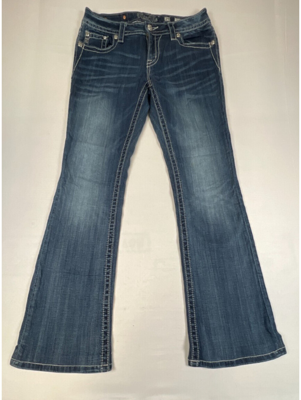 Miss Me Women’s Size 29 Relaxed Boot Jeans Blue Denim Embroidered Embellished